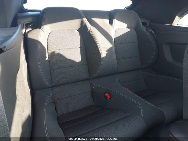 Ford Mustang V6 2017 1FATP8EM7H5230609 Image 8