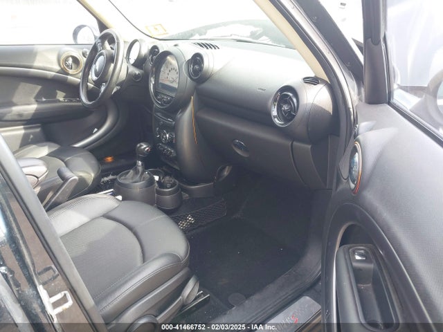 2013 MINI COUNTRYMAN WMWZC3C57DWP20807 Photo 4