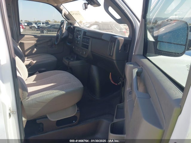 1GAZGPFG0L1246277 Chevrolet Express Passenger Rwd 3500 Extended Wheelbase Lt