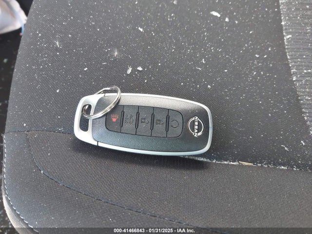 3N1AB8CV3SY253636 Nissan 2025