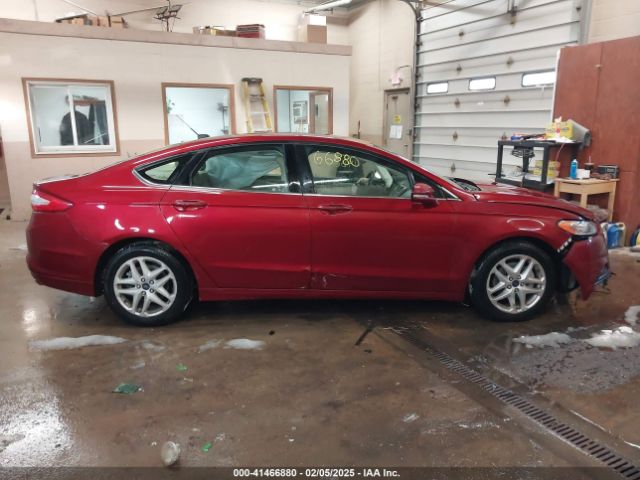 3FA6P0H76GR103379 Ford FUSION SE