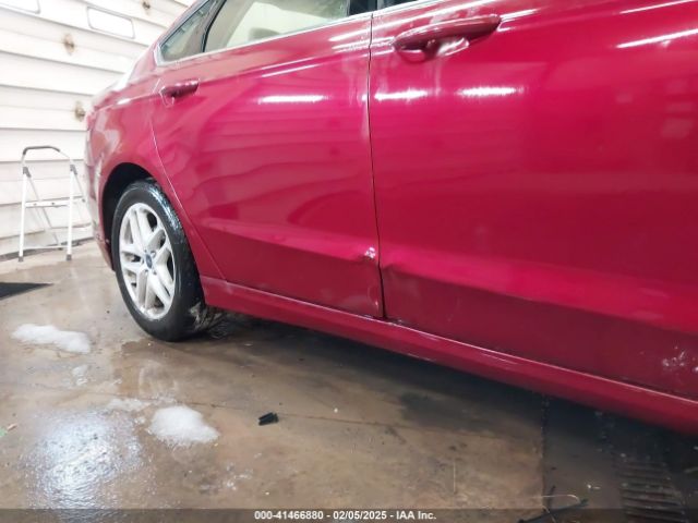 3FA6P0H76GR103379 Ford FUSION SE