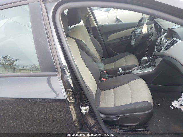 1G1PA5SG9E7425341 Chevrolet Cruze Ls Auto