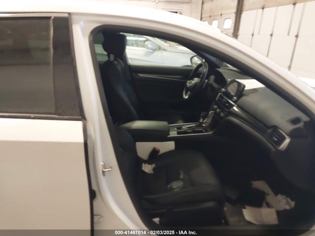 1HGCV1F33LA139111 Honda Accord Sport