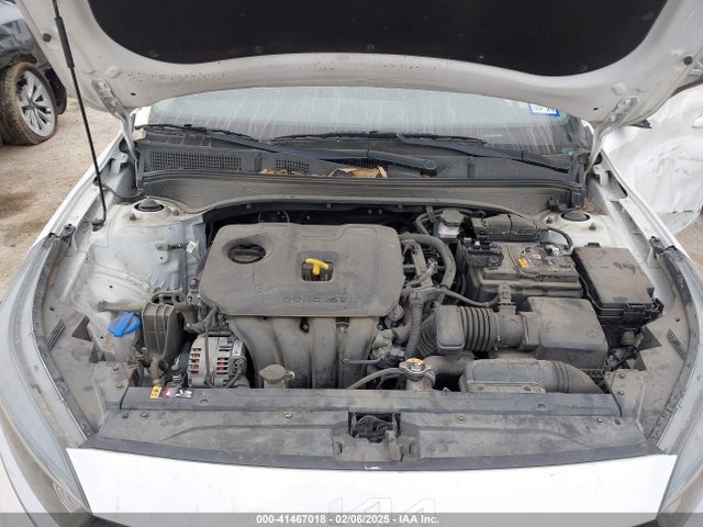 3KPF24AD4NE489255 KIA Forte Lxs