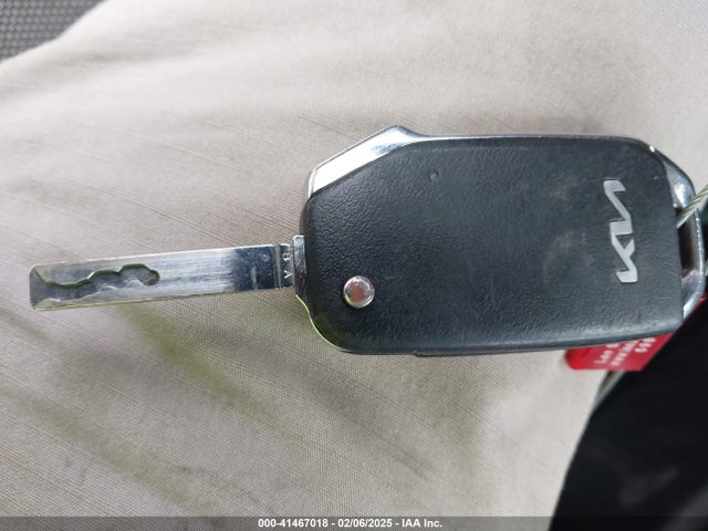 3KPF24AD4NE489255 KIA Forte Lxs