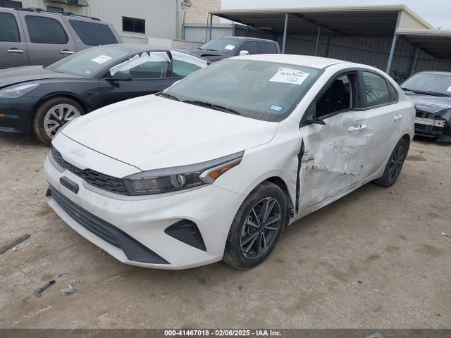 3KPF24AD4NE489255 KIA Forte Lxs