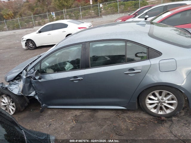Toyota COROLLA LE 2022 5YFVPMAE9NP378897 Image 13