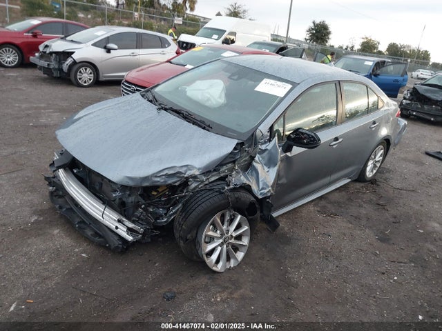 Toyota COROLLA LE 2022 5YFVPMAE9NP378897 Image 2
