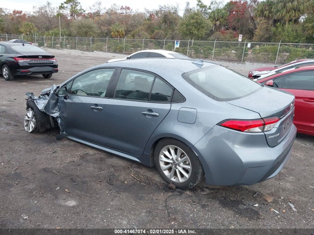 Toyota COROLLA LE 2022 5YFVPMAE9NP378897 Image 3
