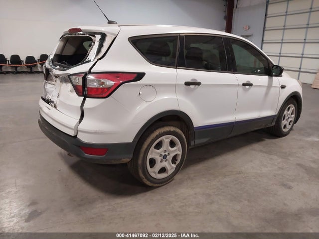 1FMCU0F79HUD81756 Ford ESCAPE S
