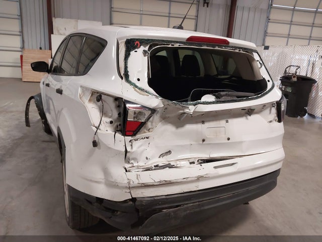 1FMCU0F79HUD81756 Ford ESCAPE S