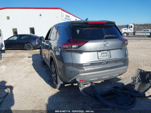 5N1AT3BA8MC670432 Nissan Rogue Sv Fwd