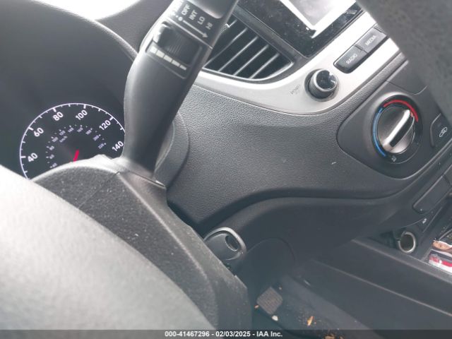 3KPC24A39KE042894 Hyundai ACCENT SE