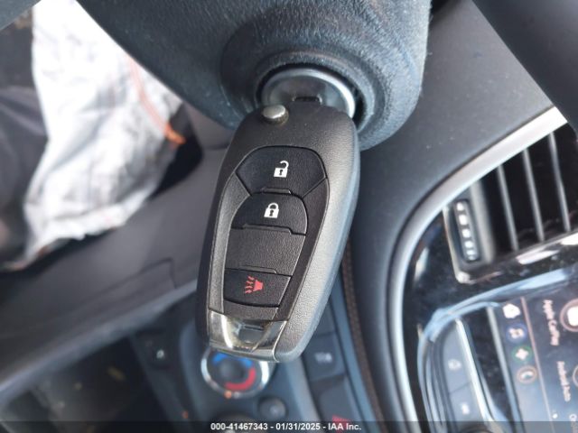 3GNCJKSB2LL115122 Chevrolet Trax Fwd Ls