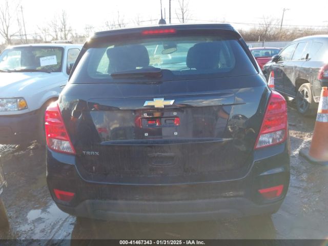 3GNCJKSB2LL115122 Chevrolet Trax Fwd Ls