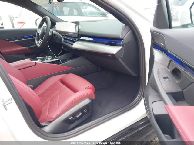 WBY33FK02RCR97601 BMW I5 Edrive40