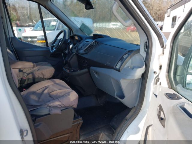 1FTYE2CMXKKA84706 Ford Transit-150