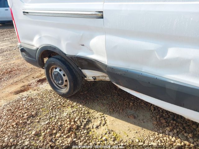 1FTYE2CMXKKA84706 Ford Transit-150