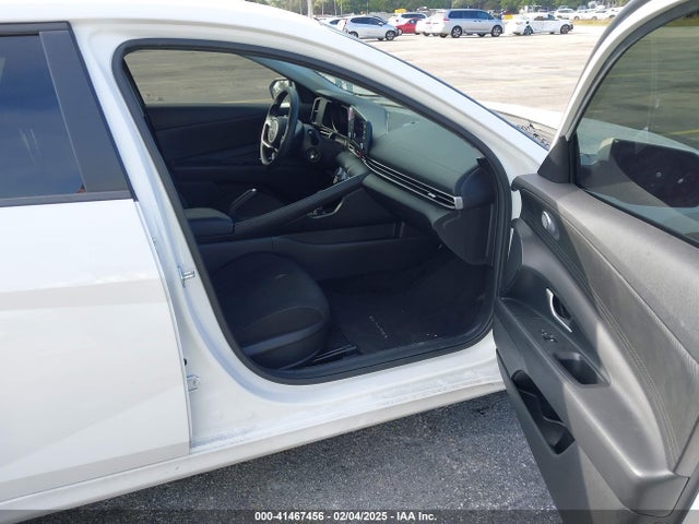 Hyundai ELANTRA SE 2023 5NPLL4AG7PH114159 Image 5