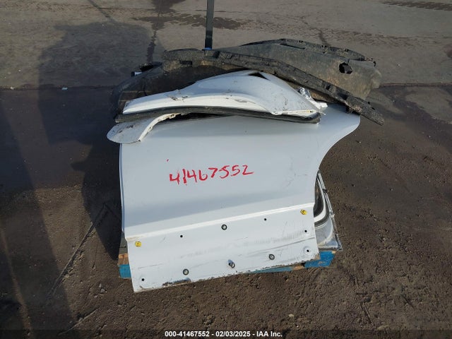 2GNAXTEX2J6154264 Chevrolet EQUINOX LT