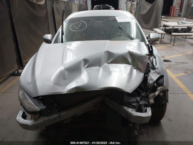 3FA6P0LUXJR170152 Ford Fusion Hybrid Se