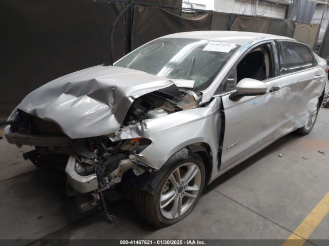 3FA6P0LUXJR170152 Ford Fusion Hybrid Se