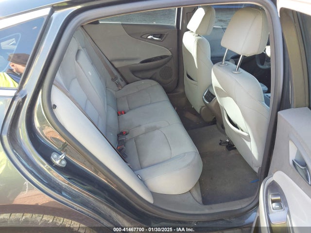 1G1ZE5STXGF322058 Chevrolet MALIBU 1LT