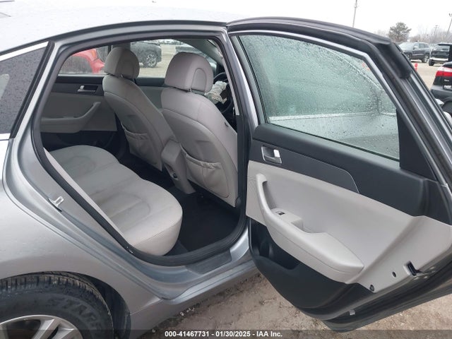 5NPE24AF8GH373245 Hyundai SONATA SE