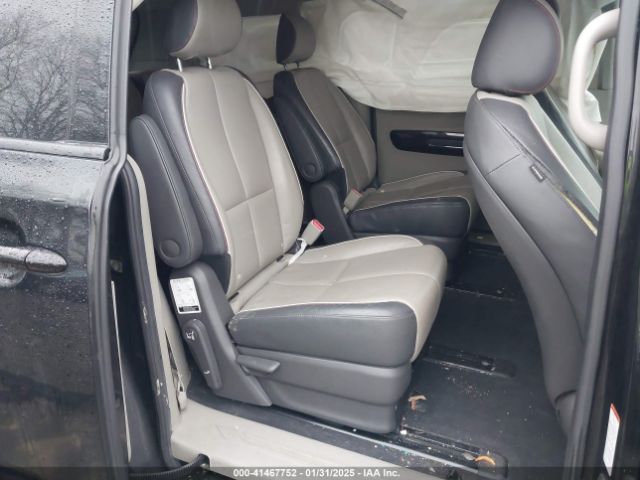 KNDMC5C11G6143072 KIA Sedona Sx
