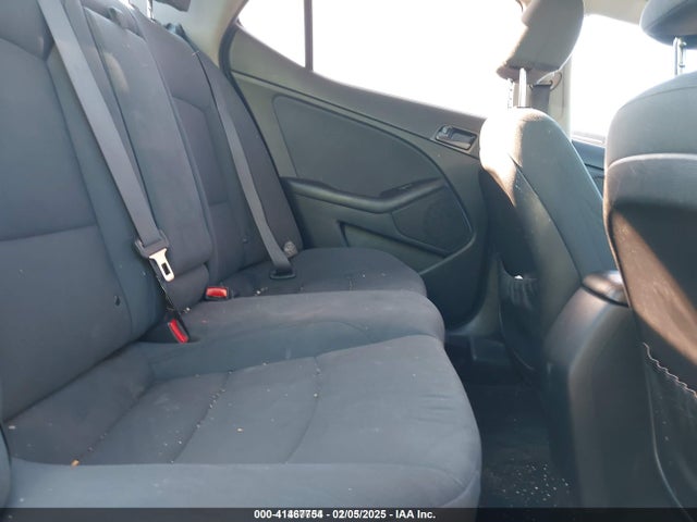 KIA Optima Lx 2015 KNAGM4A76F5593880 Image 8