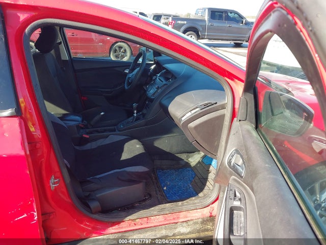 Ford FOCUS SE 2015 1FADP3FE8FL321587 Image 5