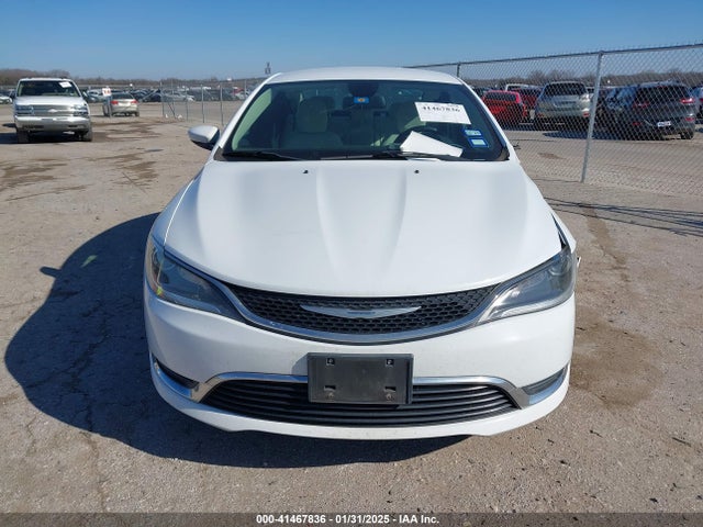 Chrysler 200 Limited 2015 1C3CCCAB9FN747960 Image 12