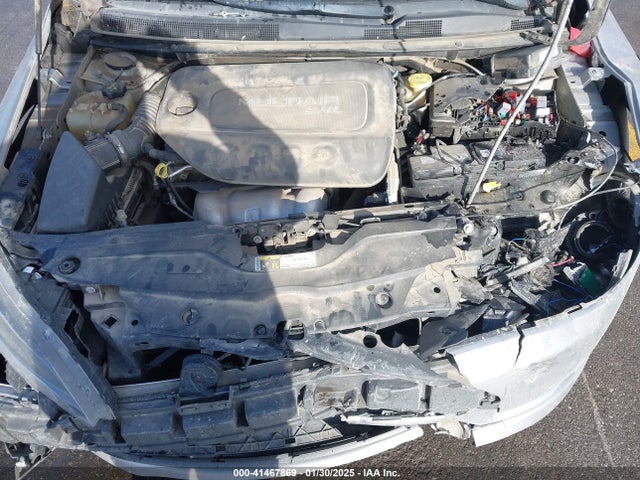 Chrysler 200 Limited 2015 1C3CCCABXFN677711 Image 10