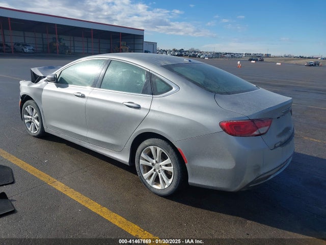 Chrysler 200 Limited 2015 1C3CCCABXFN677711 Image 3