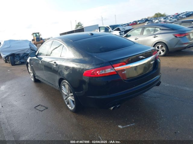 2010 JAGUAR XF SAJWA0HE5AMR69859 Photo 2