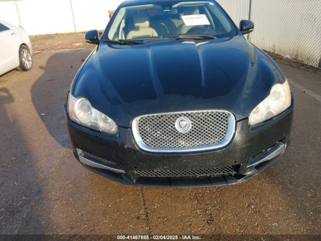 2010 JAGUAR XF SAJWA0HE5AMR69859 Photo 5