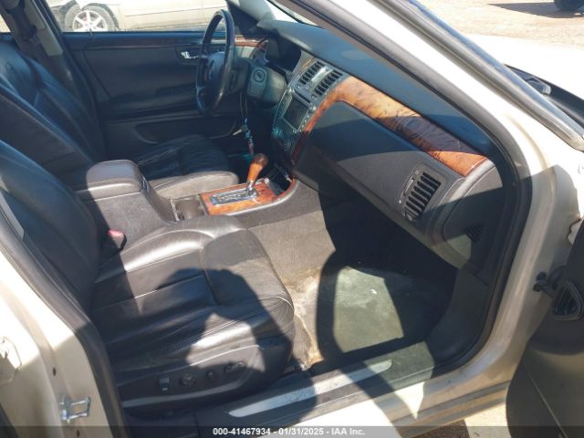 2011 CADILLAC DTS 1G6KH5E68BU131736 Photo 4