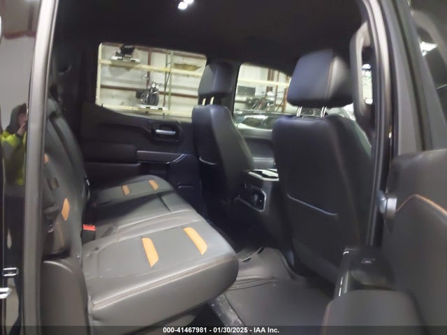 1GTP9EEL7MZ213792 GMC Sierra 1500 4wd  Short Box At4