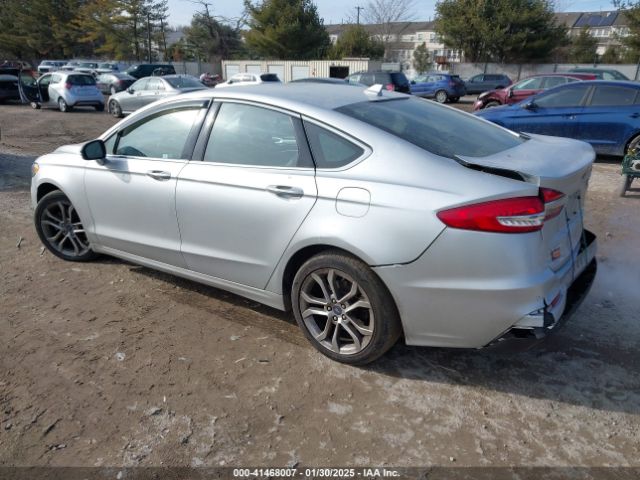 3FA6P0CDXKR116318 Ford FUSION SEL