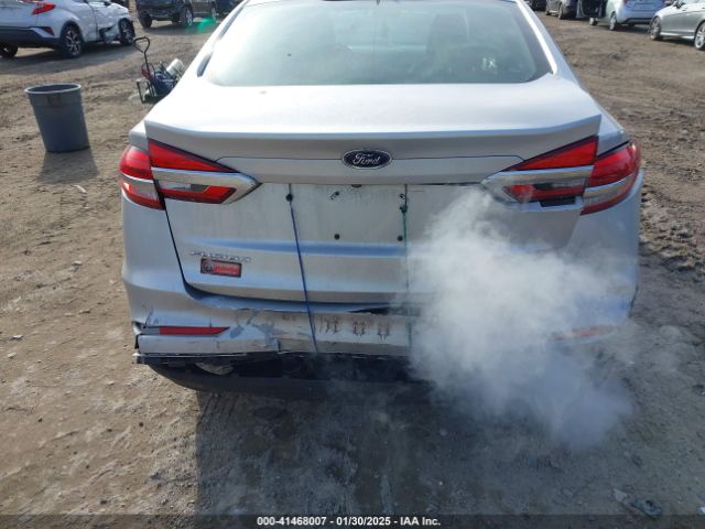 3FA6P0CDXKR116318 Ford FUSION SEL