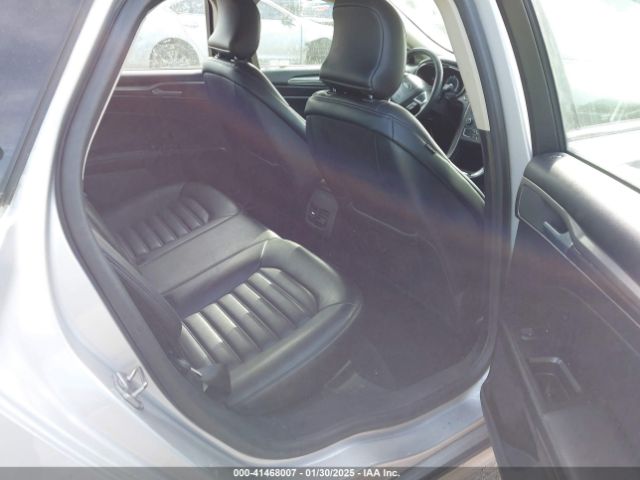 3FA6P0CDXKR116318 Ford FUSION SEL