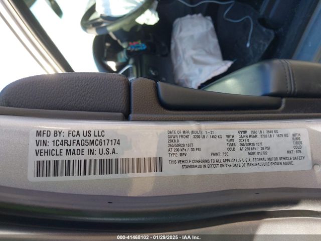 1C4RJFAG5MC617174 Jeep Grand Cherokee Laredo X 4x4