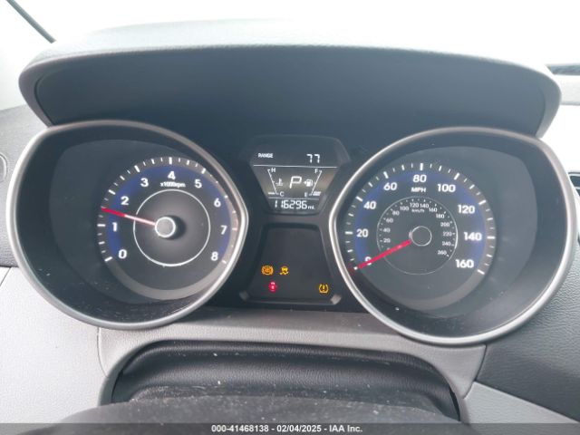 5NPDH4AE4FH581879 Hyundai ELANTRA SE