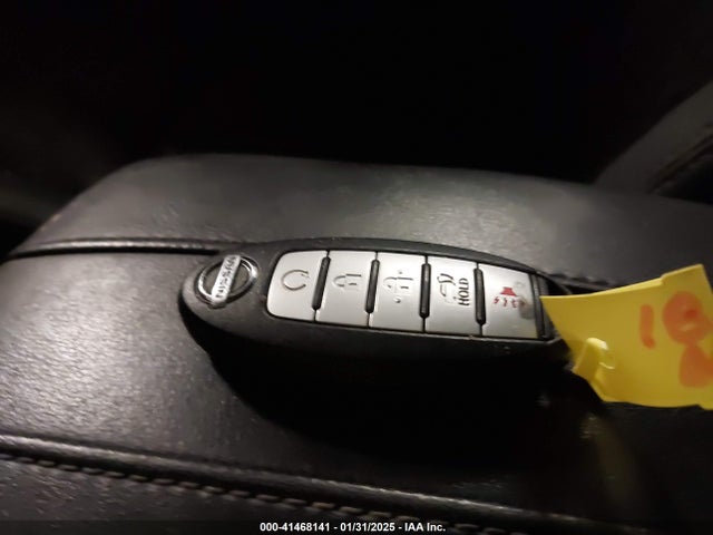 5N1AT2MV1JC726507 Nissan ROGUE SV
