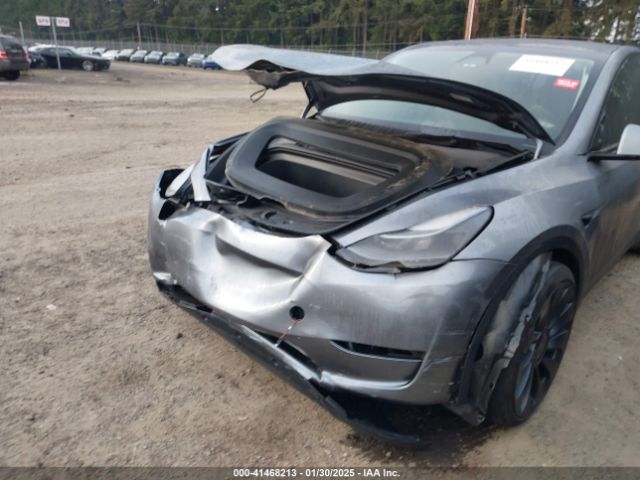 7SAYGDEF9RF109982 Tesla Model Y Performance Dual Motor All-wheel Drive