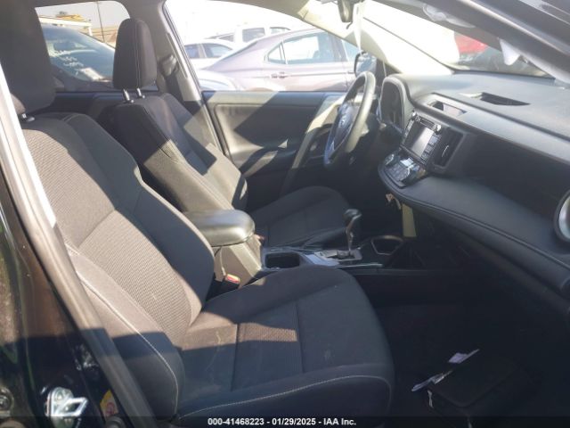 2T3RFREV0JW801121 Toyota Rav4 Adventure/xle