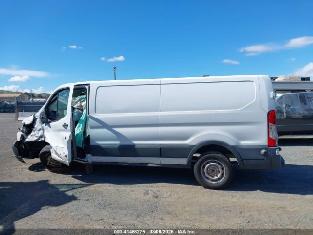 1FTYE9ZM7JKA84077 Ford Transit-150