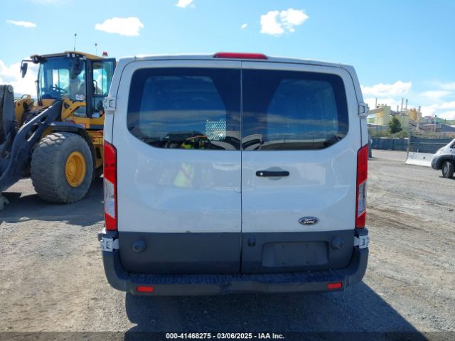 1FTYE9ZM7JKA84077 Ford Transit-150