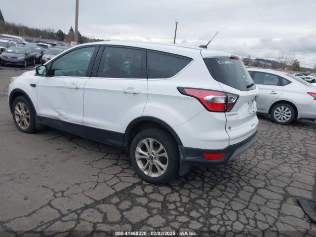 1FMCU9GD9HUC67846 Ford ESCAPE SE